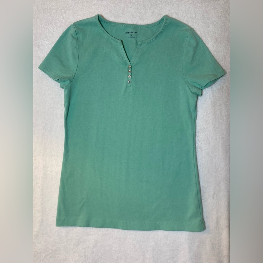 Croft and Barrow green Henley tee size M